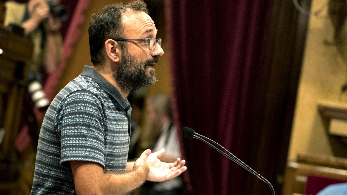 Benet Salellas en el Parlament catalán (Foto: Efe).
