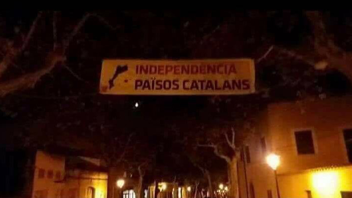 Pancarta independentista en Alaró.