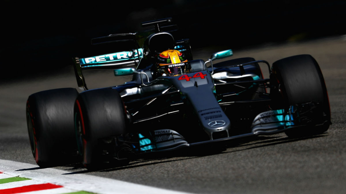 La escudería Mercedes espera un fin de semana complicado en el Gran Premio de Singapur por las características del trazado de Marina Bay. (Getty)