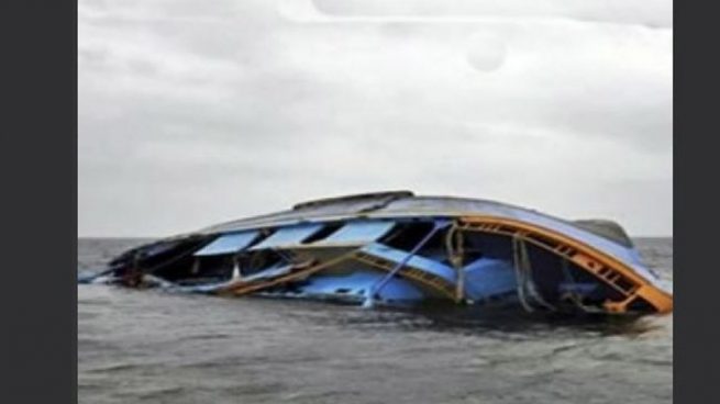 Mueren 33 personas ahogadas en Nigeria al naufragar un barco de comercio