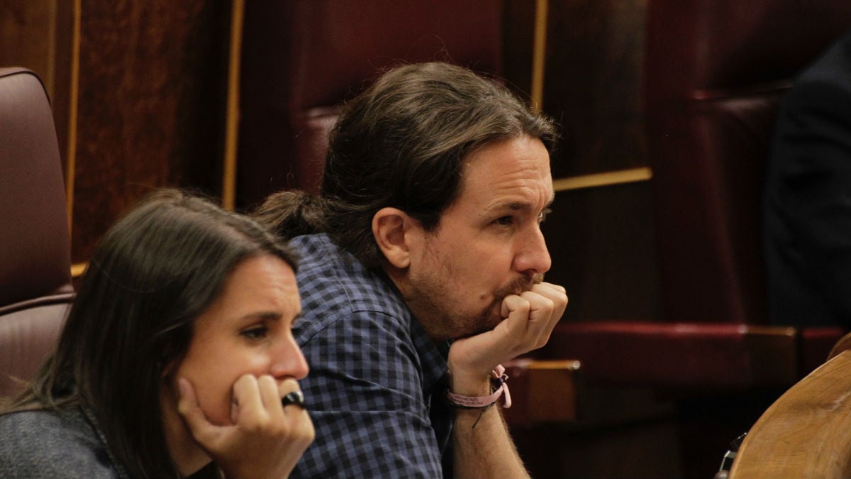 Pablo Iglesias e Irene Montero, en el Congreso. Foto: Francisco Toledo.