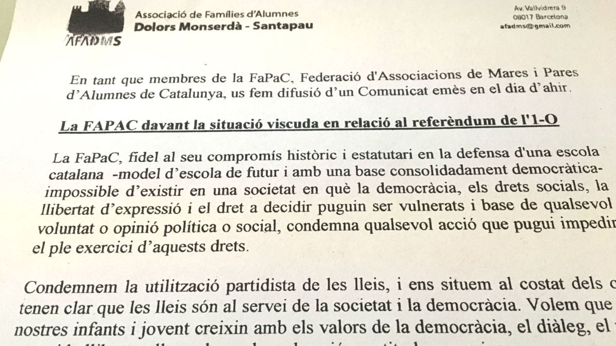 Una asociación de padres catalanes a favor del 1-O justifica el uso de niños en las protestas