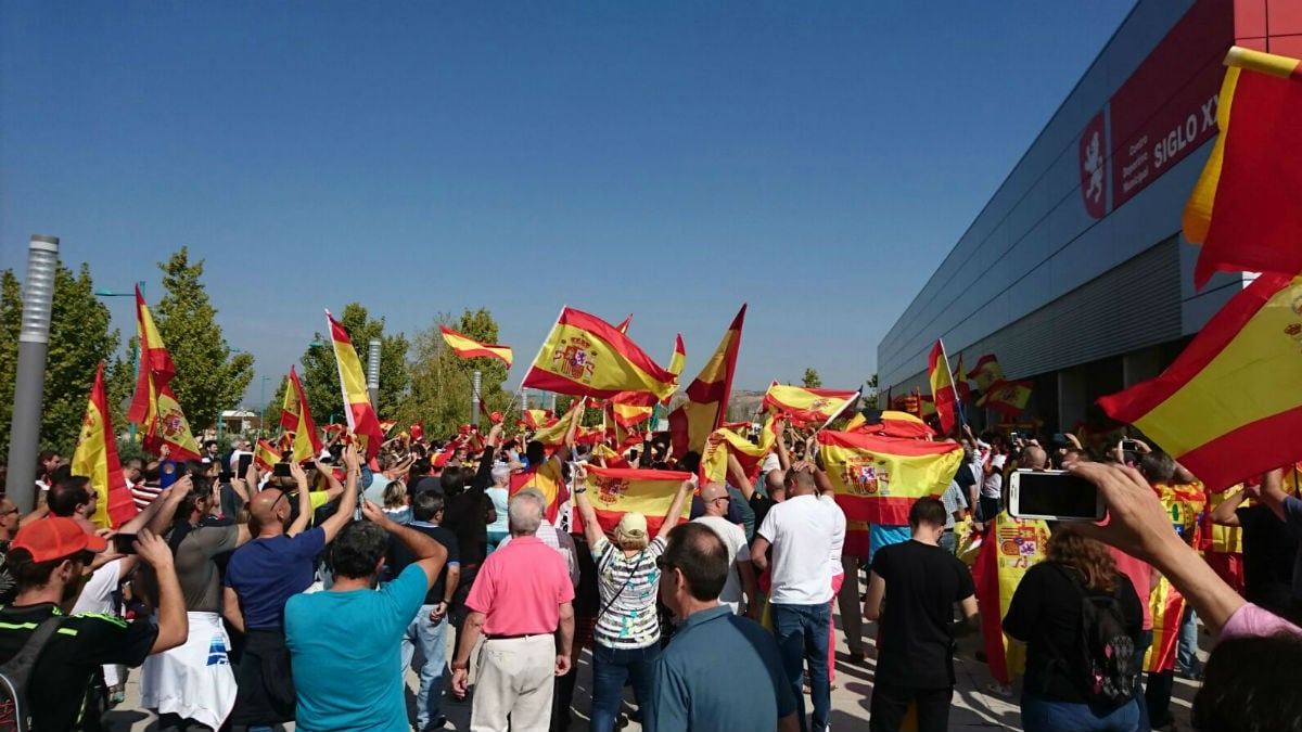 Manifestación contra podemos e Independentistas en Zaragoza