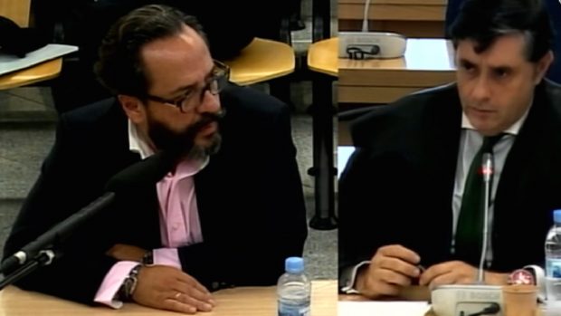 Álvaro Pérez 'El bigotes' y el abogado Javier Vasallo en un juicio del caso Gürtel.