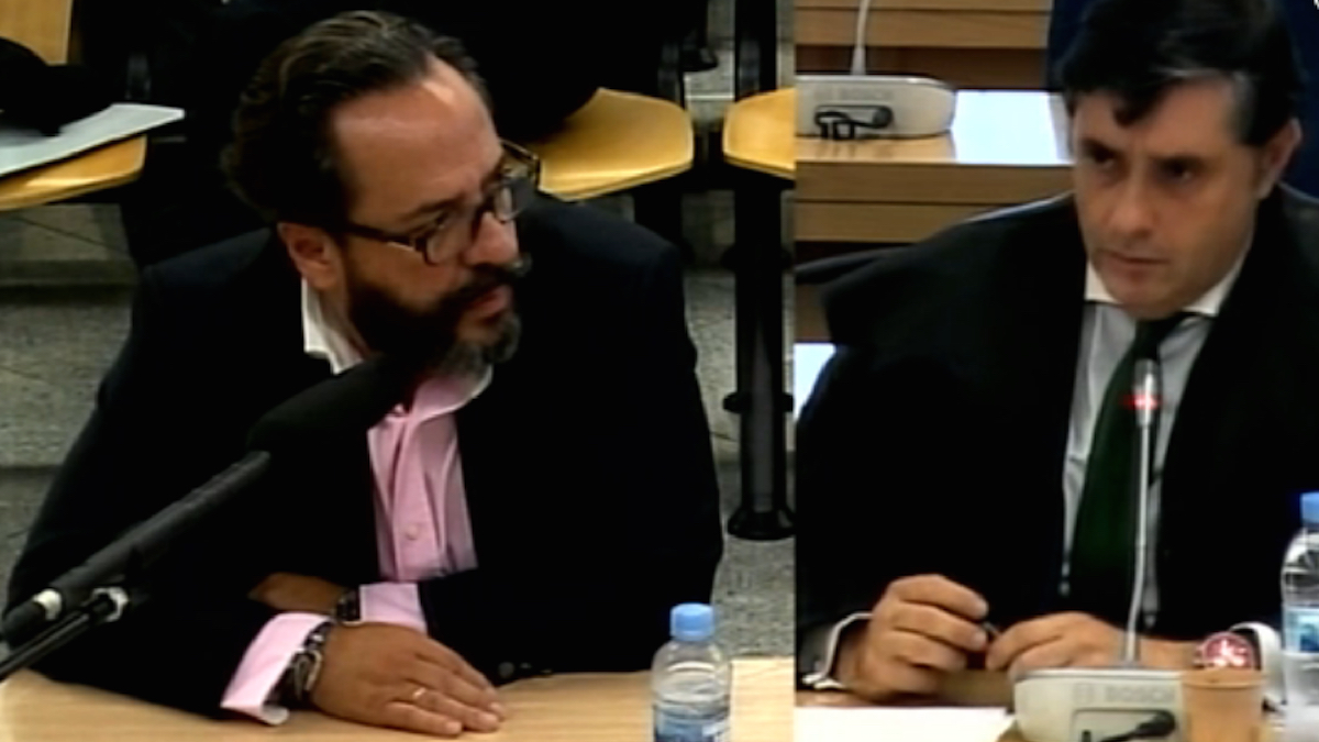 Álvaro Pérez ‘El bigotes’ y el abogado Javier Vasallo en un juicio del caso Gürtel.