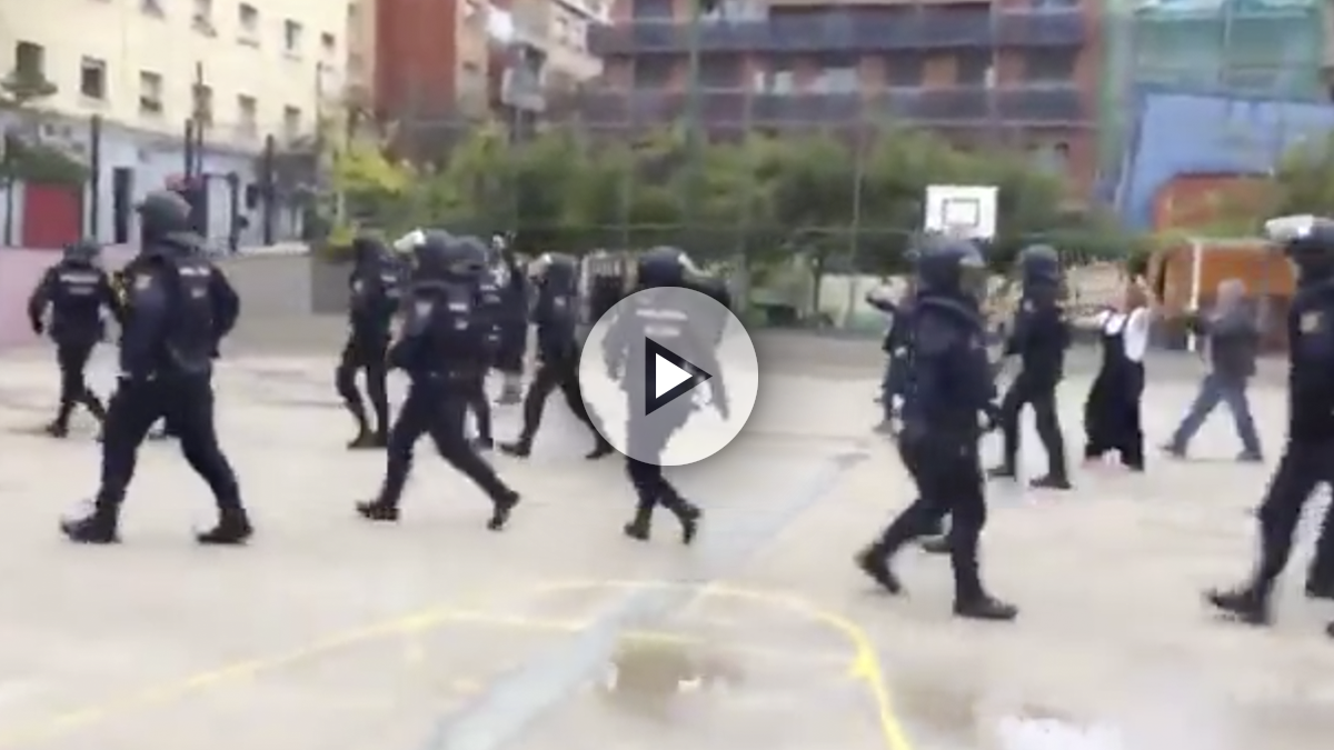 Barcelona-referendum-antidisturbios
