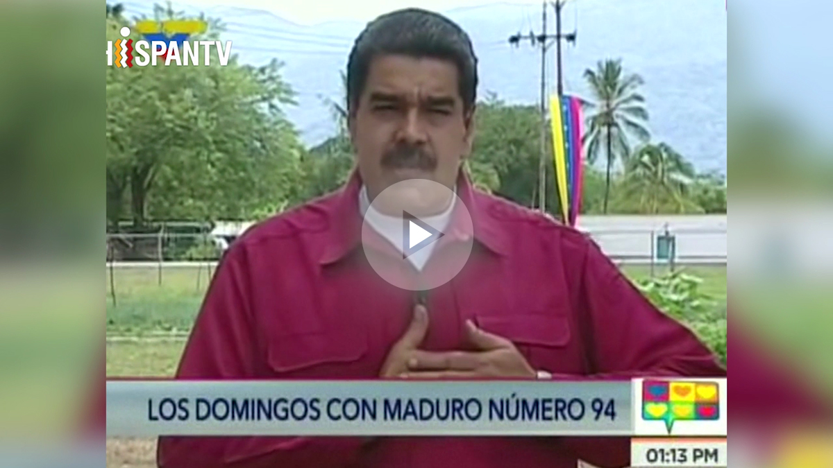 El dictador venezolano, Nicolás Maduro, apoyando a los independentistas catalanes contra Mariano Rajoy.