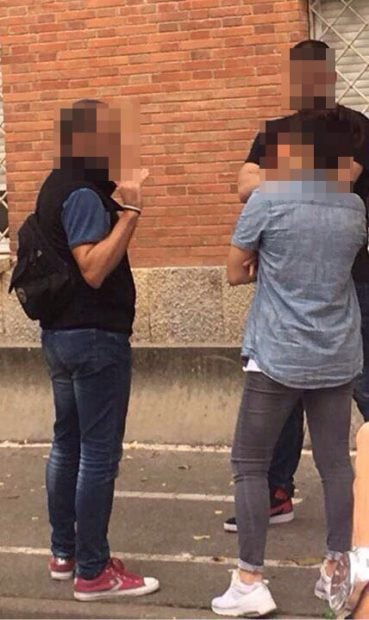 Foto de policías distribuidas por los separatistas en las redes sociales