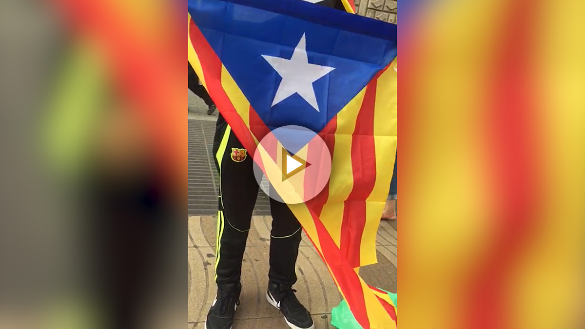 Imposible comprar una bandera de España en Barcelona: los comerciantes tienen «miedo»