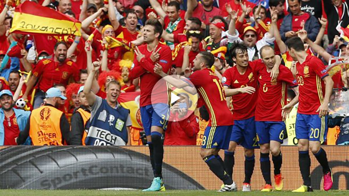 pique-espana-republica-checa-gol-eurocopa-655×368 copia