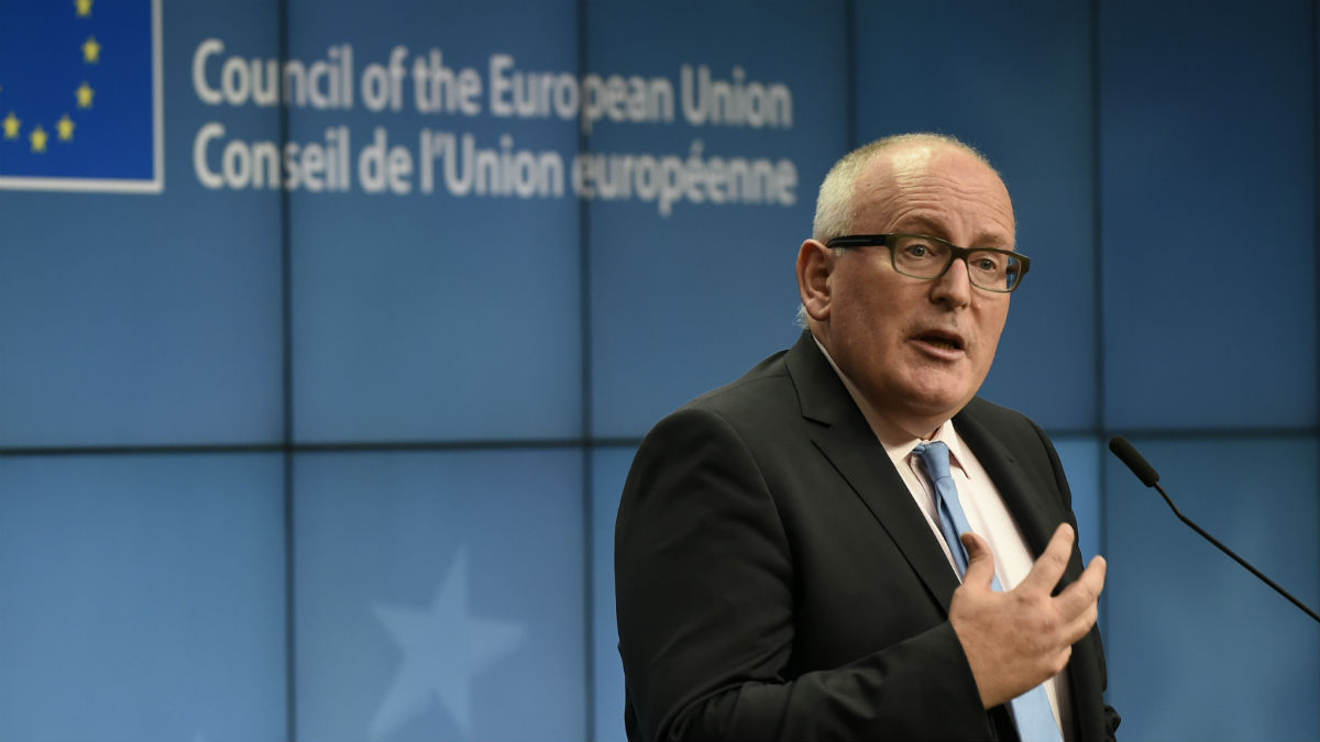 El vicepresidente primero de la Comisión Europea y responsable de Estado de Derecho, Frans Timmermans. (Foto: AFP)
