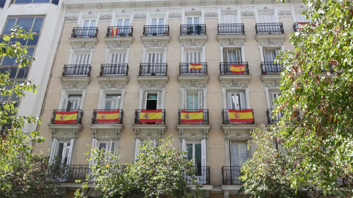 Banderas de España en Madrid (Francisco Toledo)