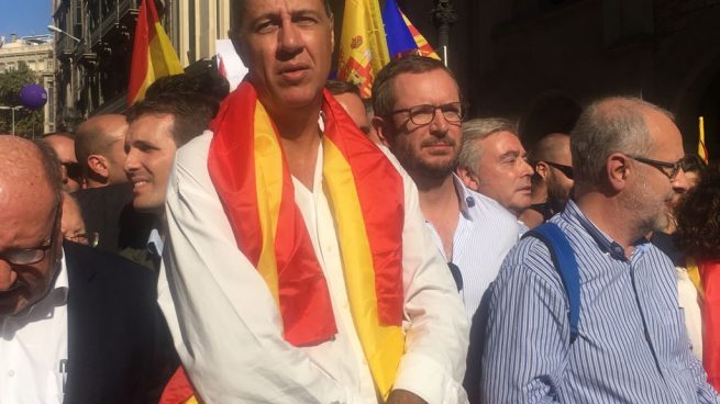 Albiol: «Los independentistas tienen barra libre, en Cataluña no hay Estado»