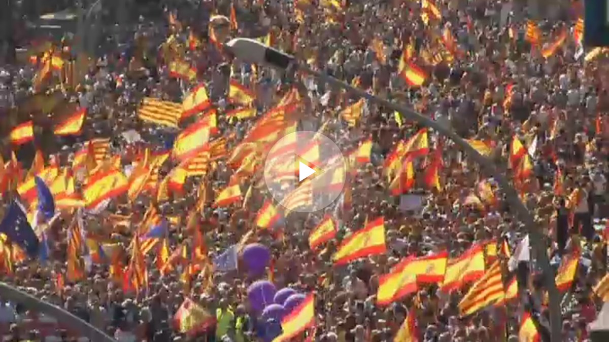 Manifestación de Barcelona por la unidad de España. (Foto: Twitter)