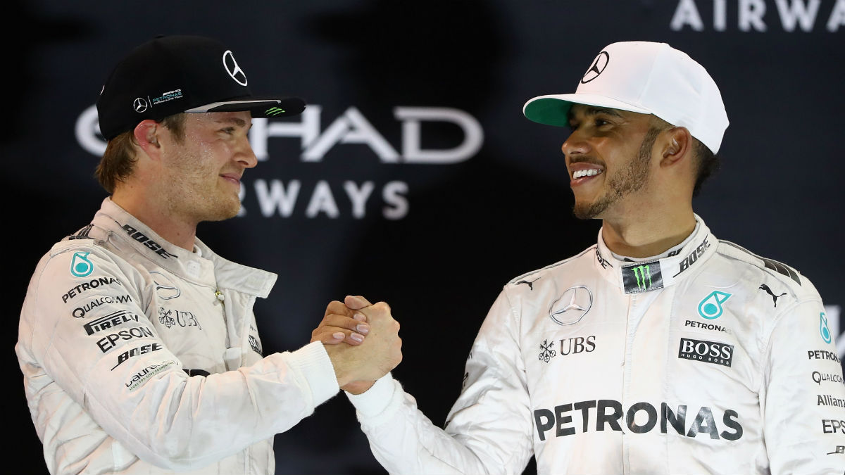 Niki Lauda ha confirmado que el ambiente en Mercedes durante la temporada 2016 era irrespirable entre Hamilton y Rosberg. (Getty)