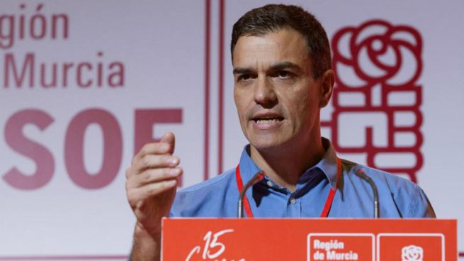 El secretario general del PSOE este sábado respaldando la aplicación del 155