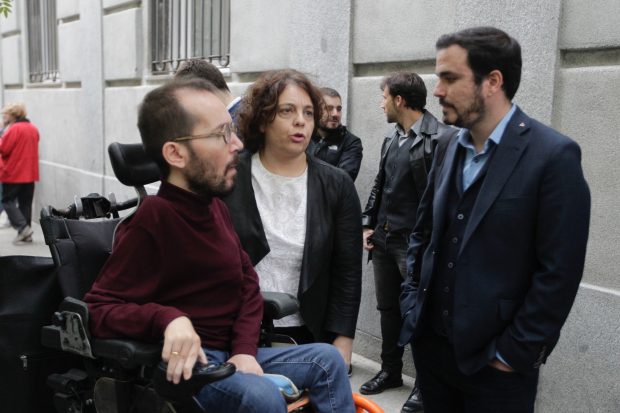 Echenique, Garzón y Domènech acuden al TS para apoyar a los rebeldes de la Mesa del Parlament