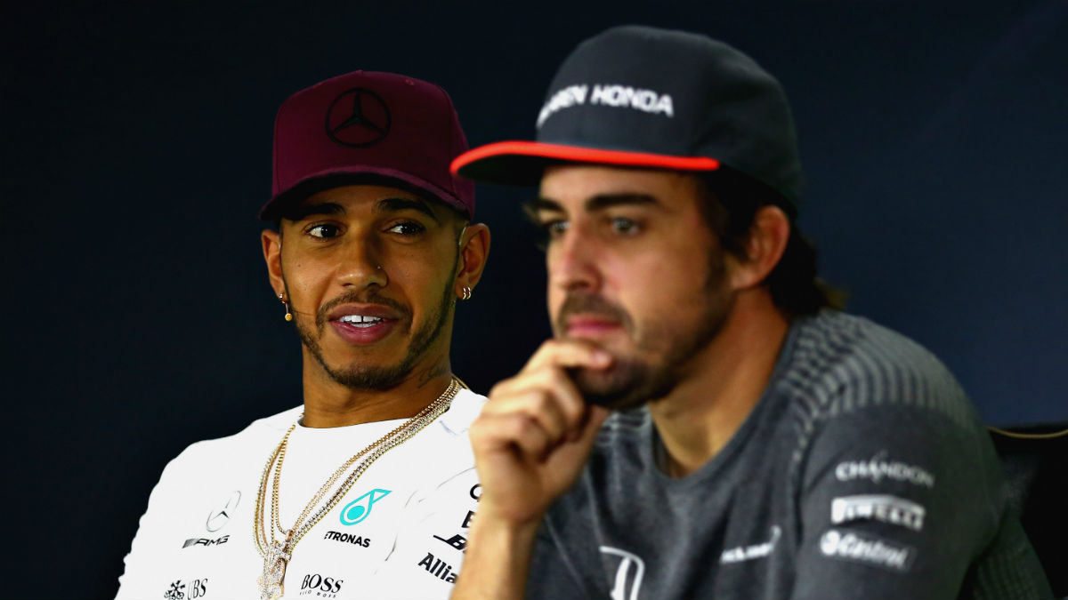 Lewis Hamilton espera que la llegada de Renault a McLaren le permita a Alonso pelear de tú a tú con él a partir de la temporada 2018. (Getty)