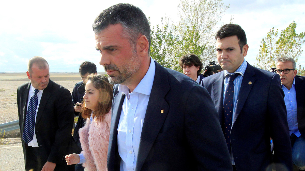 El ex consejero Santi Vila a su salida de prisión. (Foto: EFE)