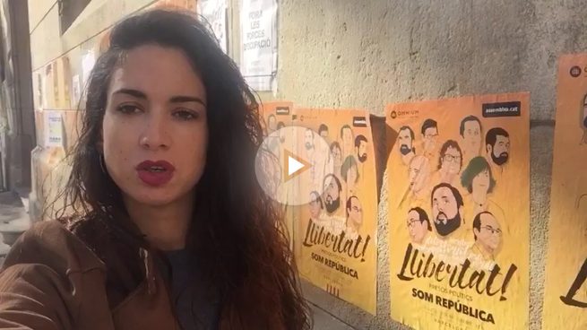 Cubren las fachadas de Barcelona de carteles contra la encarcelación de Junqueras y los ex consellers