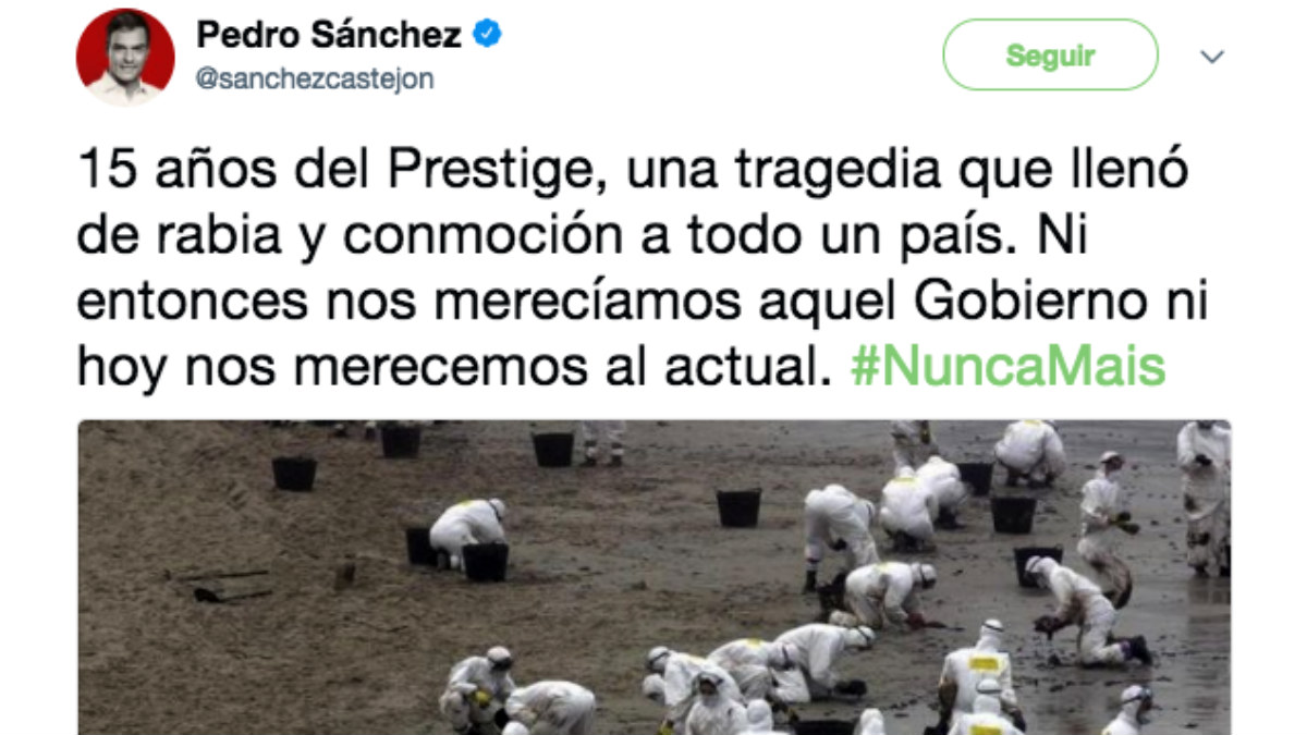 Pedro Sánchez aprovecha el aniversario del Prestige para arremeter contra Rajoy.