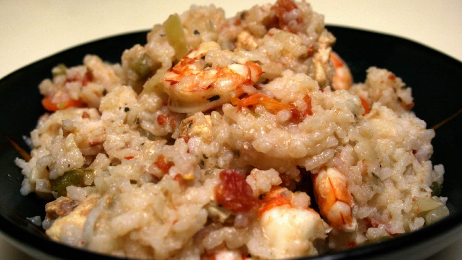 Jambalaya receta tradicional cajún de arroz