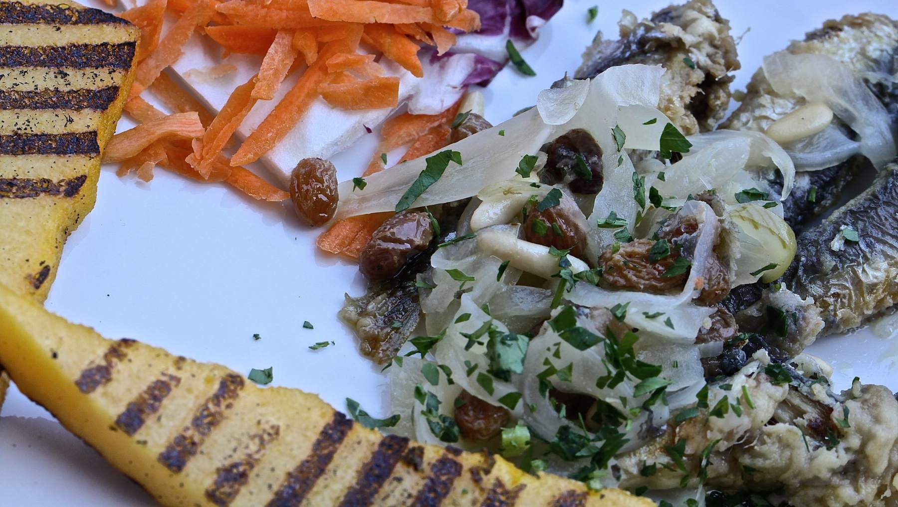 Sardinas en escabeche