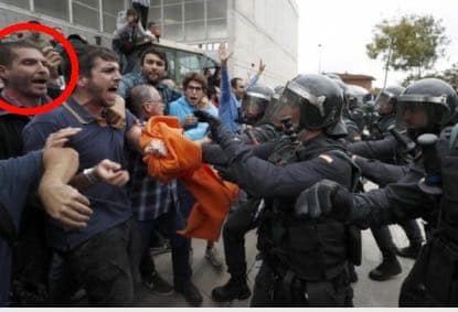 El subinspector de los mossos se enfrenta con otros separatistas a la Guardia Civil el 1-O