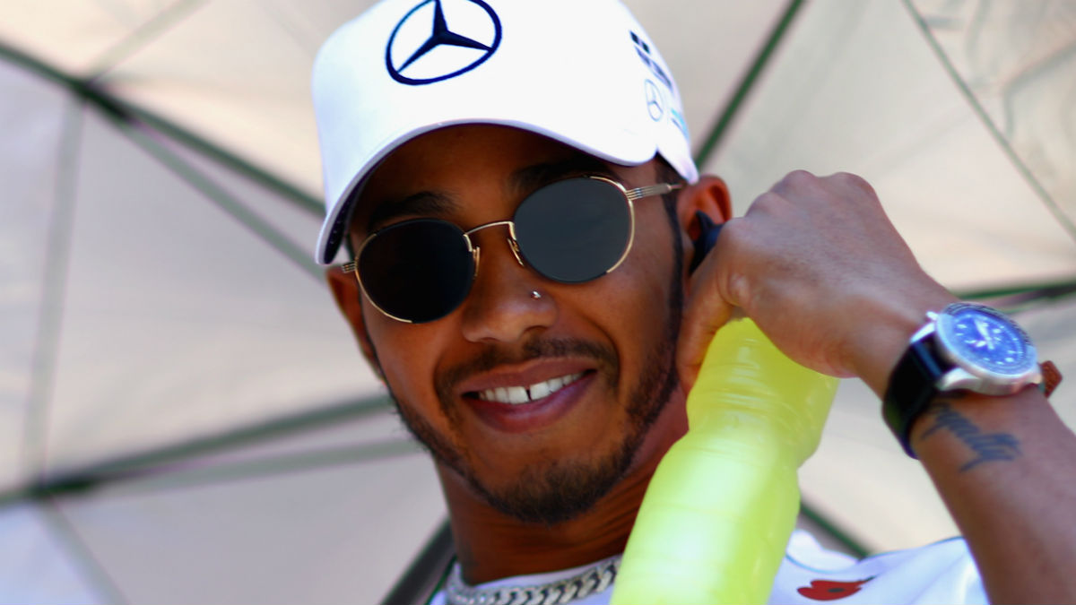 Lewis Hamilton ha desestimado la posibilidad de alcanzar a Michael Schumacher en lo que a victorias se refiere al considerar que necesitaría demasiado tiempo en activo. (Getty)