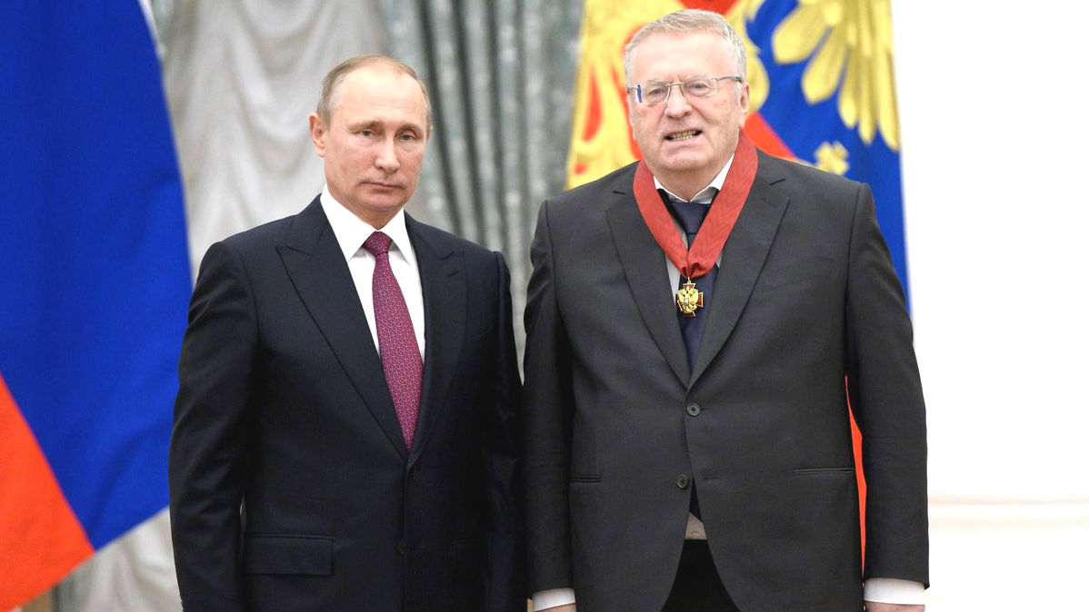 Putin impuso a Vladimir Zhirinovski la Medalla del Mérito a la Patria.