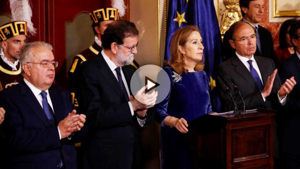 Ana Pastor durante su discurso en el Día de la Constitución. (Foto: EFE)