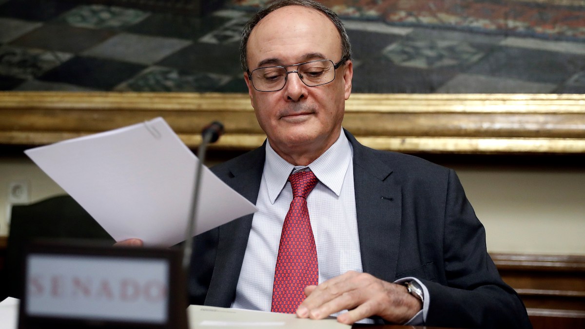 El exgobernador del Banco de España, Luis María Linde. (Foto: EFE)