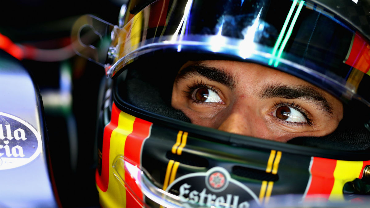 El futuro de Carlos Sainz en Renault más allá de 2018 no está confirmado, ya que Red Bull tiene aún una opción de recompra sobre él que ejecutarán si Ricciardo se marcha. (Getty)