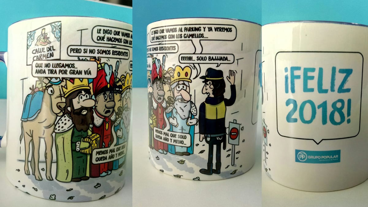 Así es la taza que el PP ha regalado como recuerdo de Navidad.