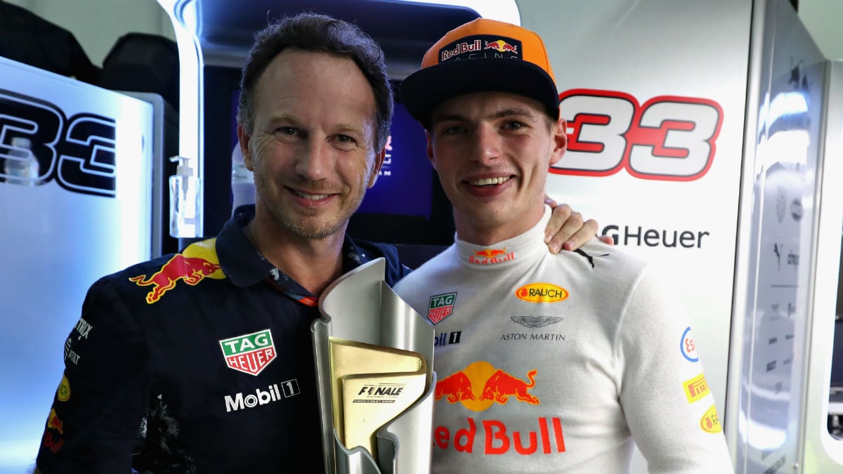 Christian Horner ha vuelto a demostrar que Max Verstappen es el ojito derecho de Red Bull, lo que en ocasiones le lleva a ningunear a su vecino de box, Daniel Ricciardo. (Getty)