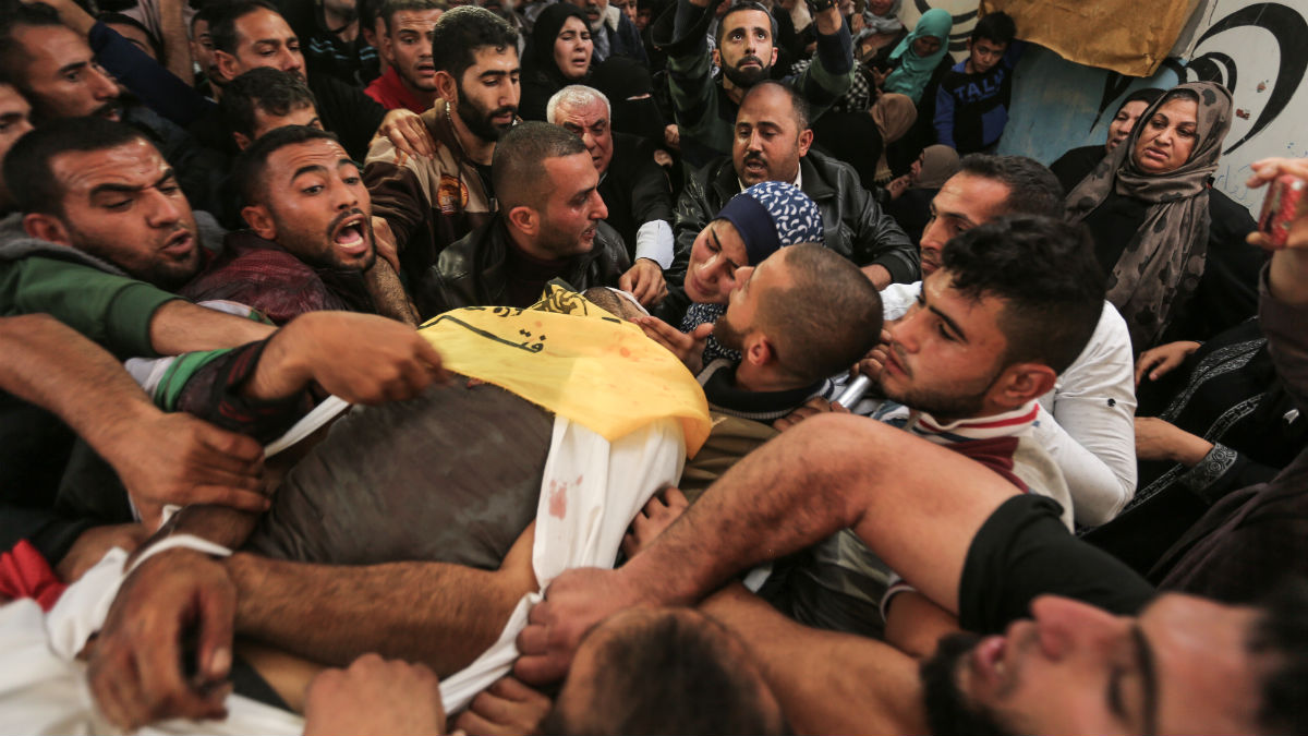 Uno de los muertos en los disturbios de este viernes de la ira convocado por Hamas en Gaza. (AFP)