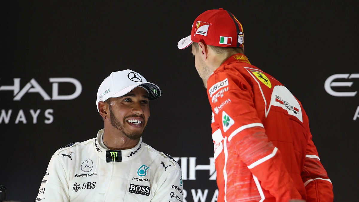 A pesar de haber normalizado su relación desde entonces, Lewis Hamilton no olvida la sucia maniobra de Sebastian Vettel contra él en el Gran Premio de Azerbaiyán de esta temporada. (Getty)
