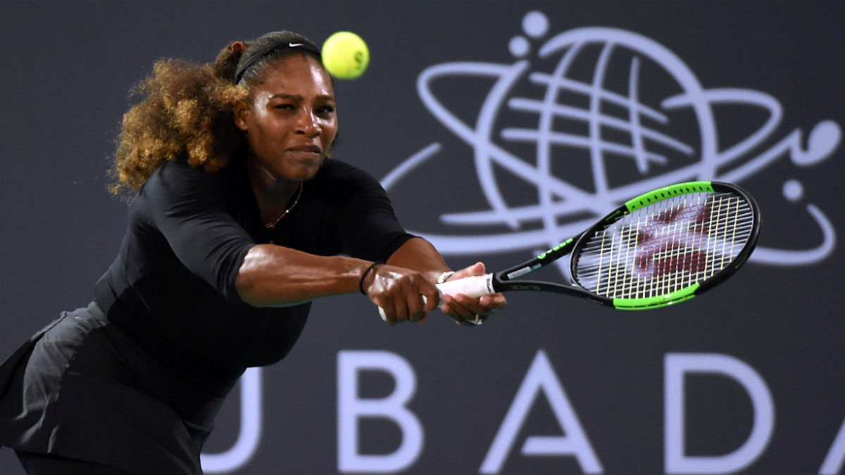 Serena Williams regresó a las pistas en Abu Dabi. (Getty)