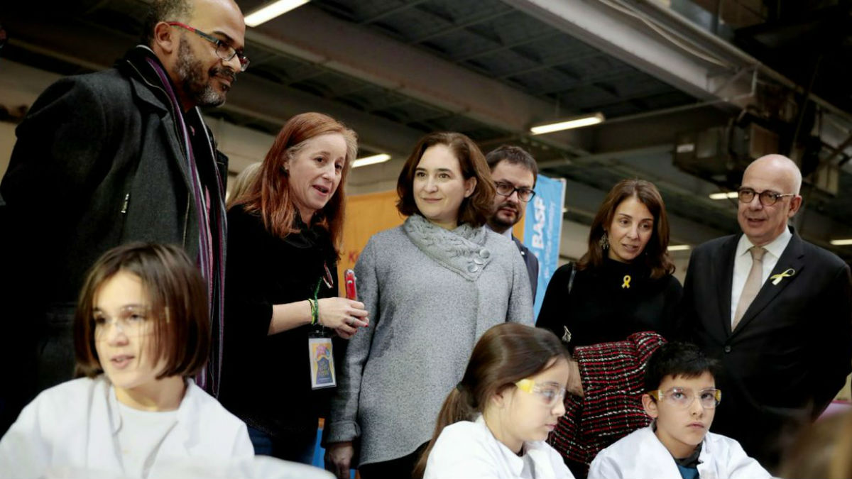 La alcaldesa de Barcelona en la inauguración del salón infantil Ciudad de Los Sueños 2017 en Barcelona