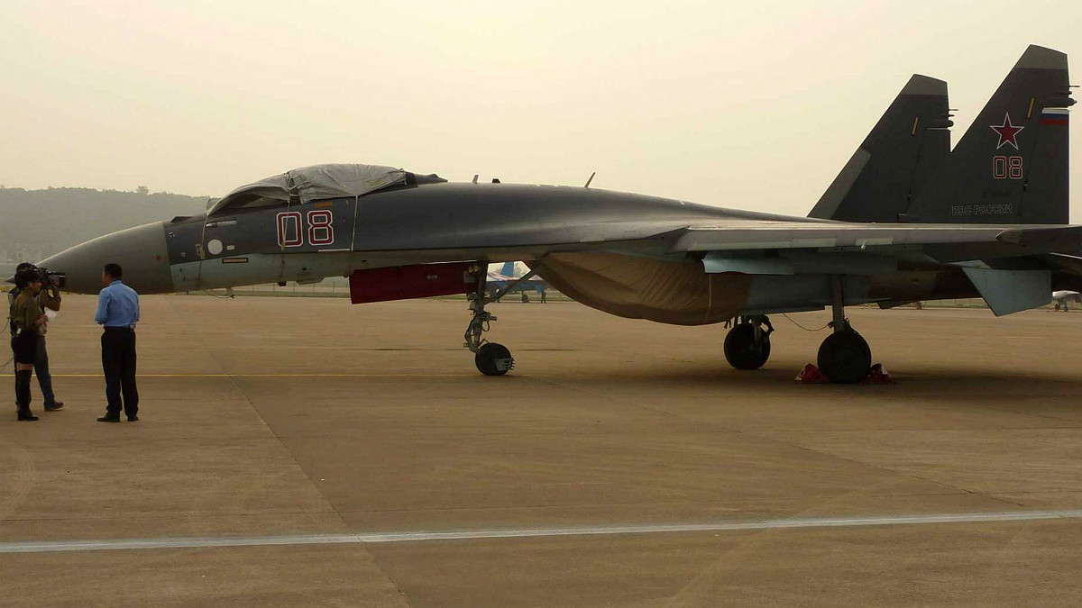 Modelo de caza ruso Su-35, uno de los aviones afectados por el ataque de radicales islamistas en Siria.