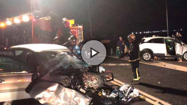 Imagen del accidente en el que murieron dos hombres en Madrid. ?>