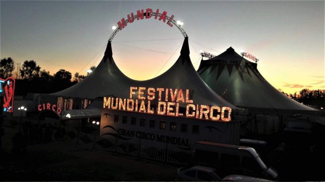 El show debe continuar: el Circo Mundial reabre para saldar la deuda del empresario a los empleados