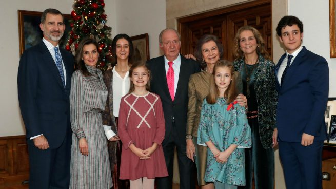 El Rey Juan Carlos celebra sus 80 años con una multitudinaria comida familiar