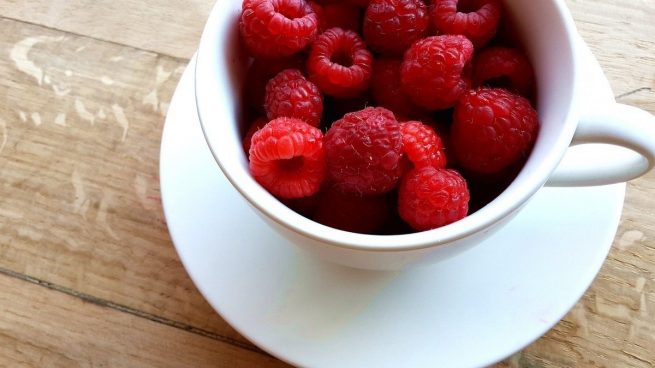 Receta de helados caseros de frambuesa y coco sin azúcar