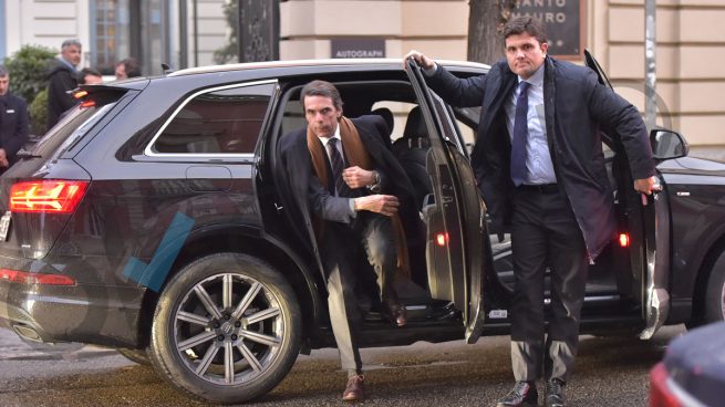 Aznar y Sarkozy se reúnen en Madrid aprovechando la gira de Carla Bruni