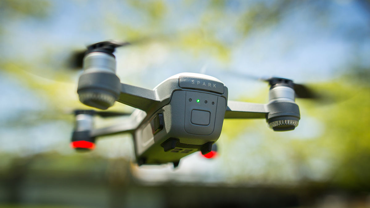 La DGT planea la adquisición de una flota de drones con la que poner multas a los conductores que se salten la ley.
