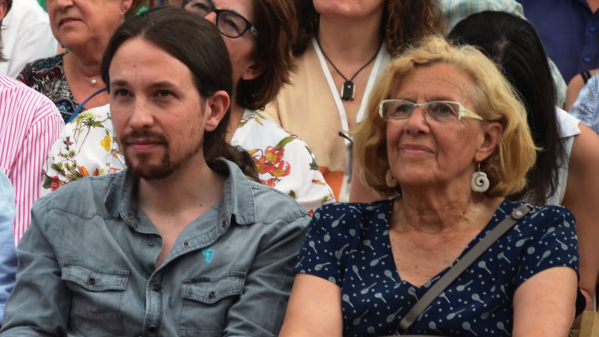 Pablo Iglesias y Manuela Carmena, en un acto de la campaña de las elecciones municipales (Foto: Ahora Madrid).