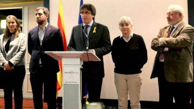 El exconseller Puig junto a Puigdemont y el resto de fugitivos en Bruselas