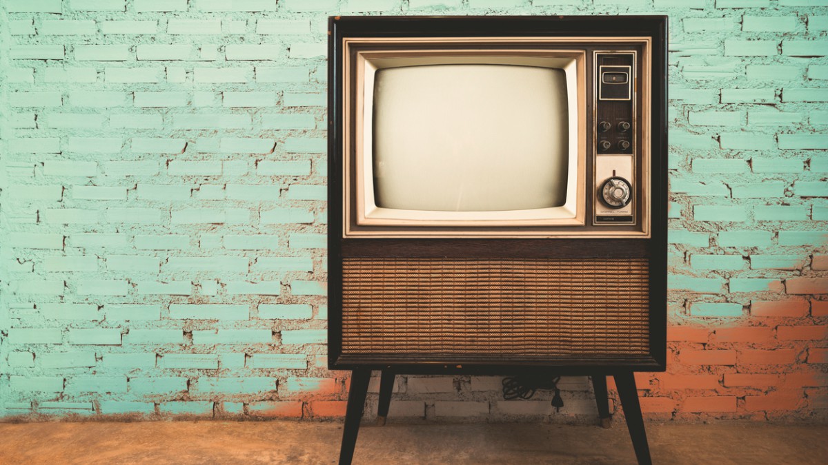 ¿Quién inventó las series de televisión? El origen de las series