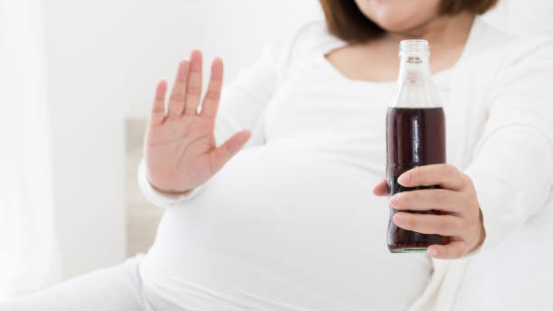 Un estudio confirma que las bebidas azucaradas en el embarazo pueden provocar asma al bebé